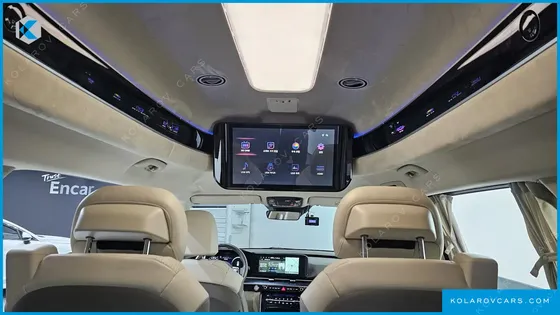 KIA CARNIVAL 7-SEATER HI-LIMOUSINE