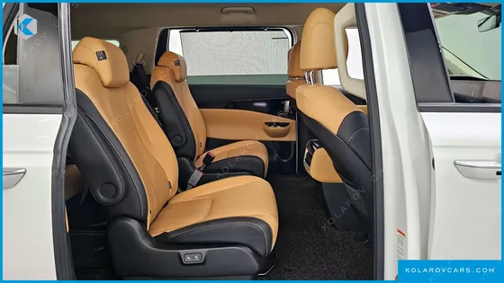 KIA CARNIVAL 9-SEATER SIGNATURE