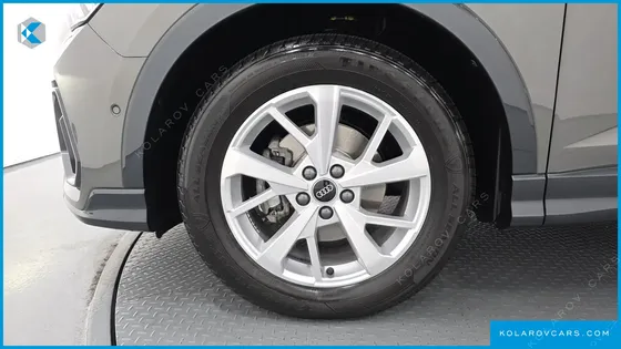 AUDI Q3 35 TDI PREMIUM SPORTBACK