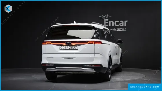 KIA CARNIVAL GASOLINE 9-SEATER NOBLESSE