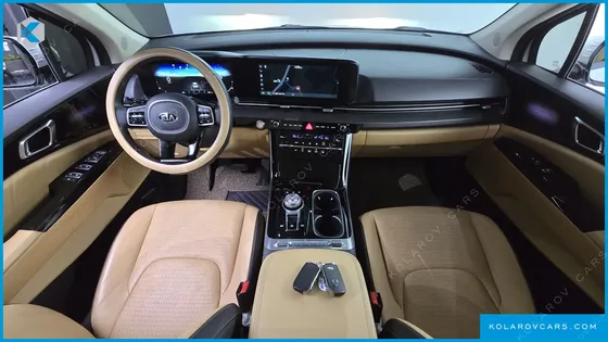 KIA CARNIVAL 7-SEATER SIGNATURE