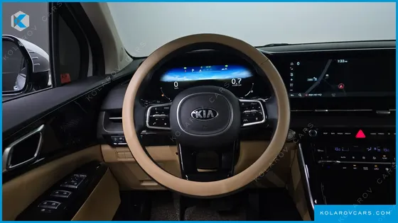 KIA CARNIVAL 7-SEATER SIGNATURE