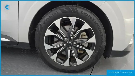 KIA CARNIVAL 7-SEATER SIGNATURE