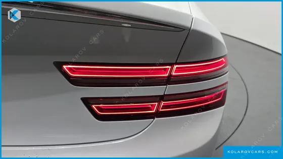GENESIS G80 E-AWD