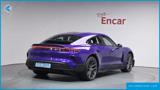 PORSCHE TAYCAN TURBO GT
