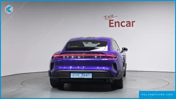 PORSCHE TAYCAN TURBO GT
