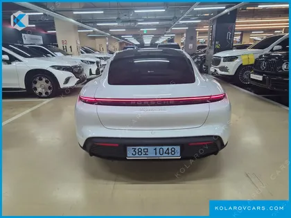 PORSCHE TAYCAN 4S
