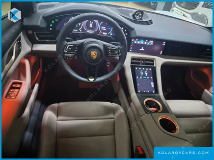 PORSCHE TAYCAN 4S