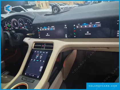 PORSCHE TAYCAN 4S