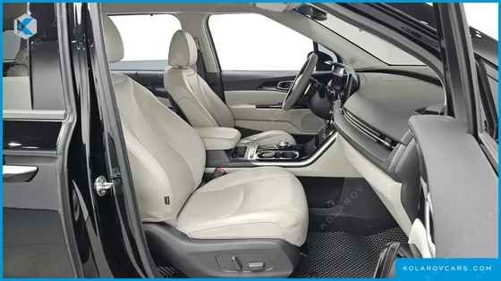KIA CARNIVAL 9-SEATER SIGNATURE