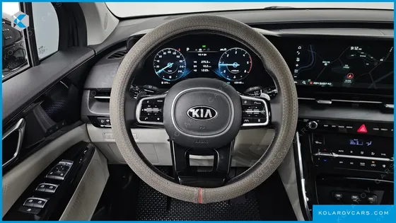 KIA CARNIVAL 9-SEATER SIGNATURE