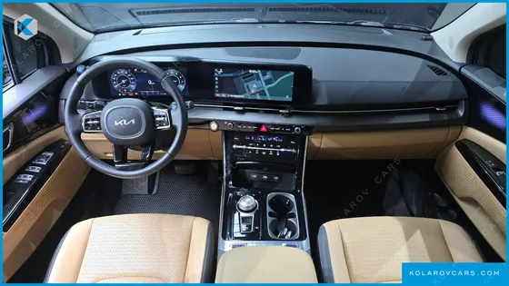 KIA CARNIVAL GASOLINE 7-SEATER SIGNATURE