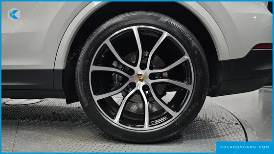 PORSCHE CAYENNE 3.0 PLATINUM EDITION