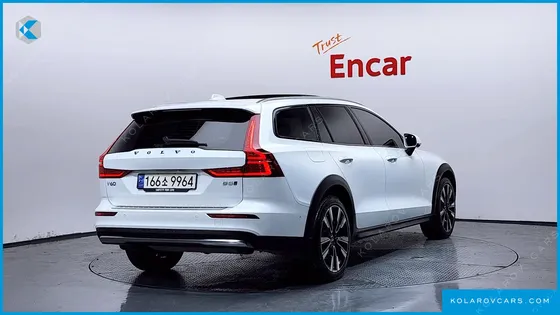 VOLVO V60 B5 ULTIMATE AWD