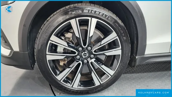 VOLVO V60 B5 ULTIMATE AWD