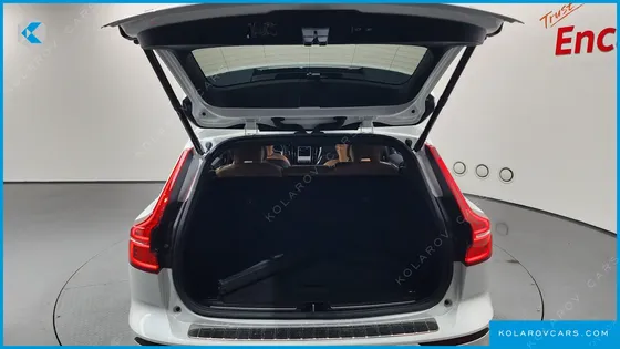 VOLVO V60 B5 ULTIMATE AWD