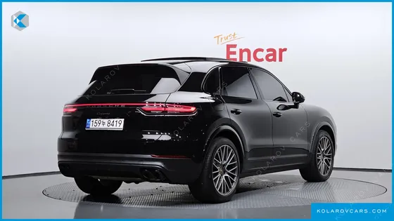 PORSCHE CAYENNE 3.0 PLATINUM EDITION