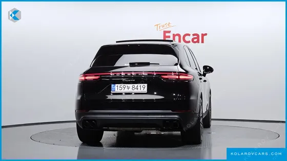 PORSCHE CAYENNE 3.0 PLATINUM EDITION