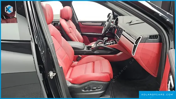 PORSCHE CAYENNE 3.0 PLATINUM EDITION