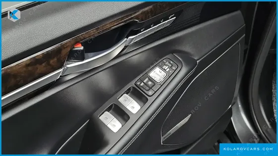 GENESIS G90 3.3 T AWD