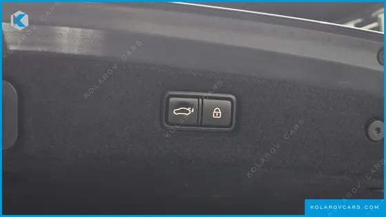 GENESIS G90 3.3 T AWD