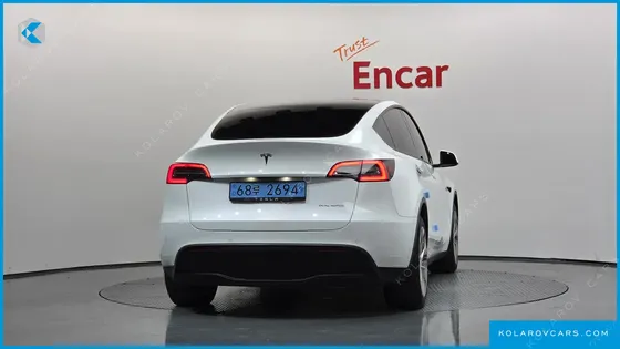 TESLA MODEL Y LONG RANGE AWD