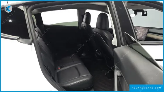 TESLA MODEL Y STANDARD RANGE RWD