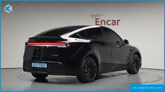 TESLA MODEL Y LONG RANGE AWD