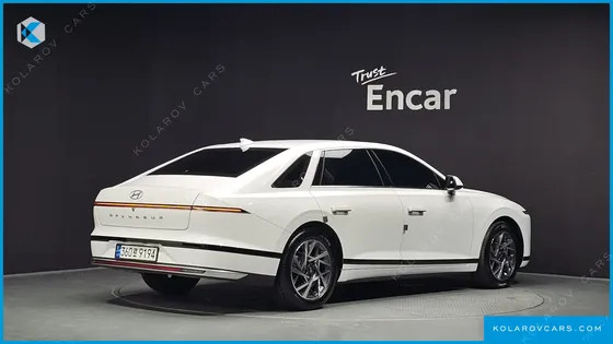 HYUNDAI GRANDEUR PREMIUM