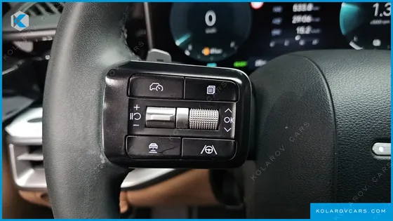 HYUNDAI GRANDEUR PREMIUM