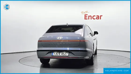 HYUNDAI GRANDEUR PREMIUM