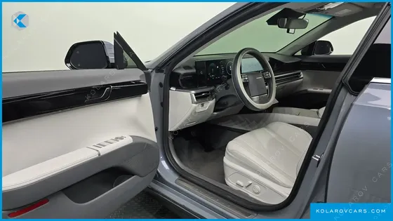 HYUNDAI GRANDEUR PREMIUM