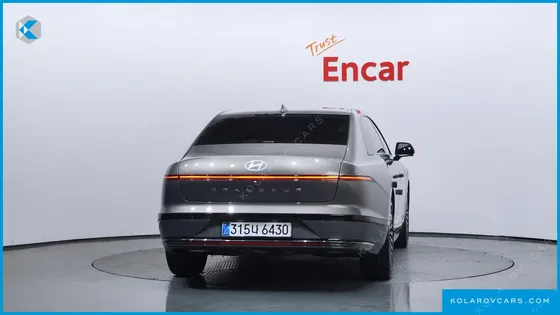 HYUNDAI GRANDEUR CALLIGRAPHY