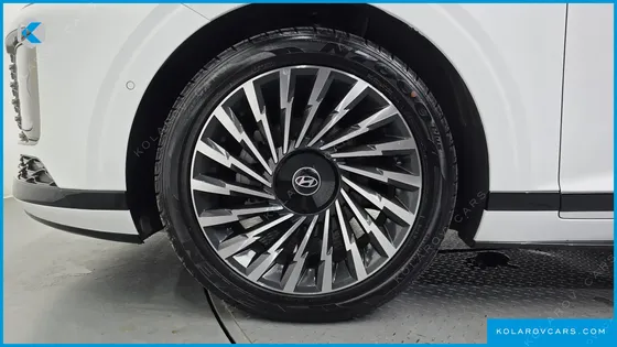 HYUNDAI GRANDEUR CALLIGRAPHY