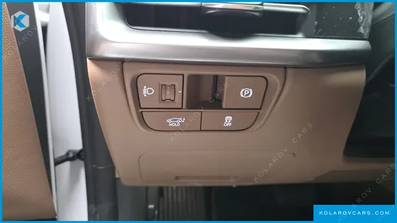 HYUNDAI GRANDEUR 2,5 GASOLINE 2WD