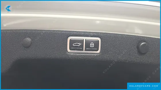 HYUNDAI GRANDEUR 2,5 GASOLINE 2WD
