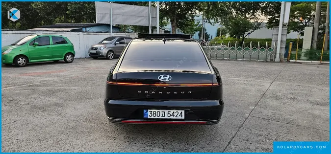 HYUNDAI GRANDEUR CALLIGRAPHY