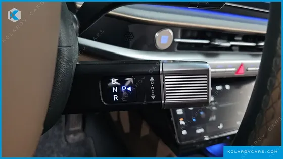 HYUNDAI GRANDEUR 2,5 GASOLINE 2WD