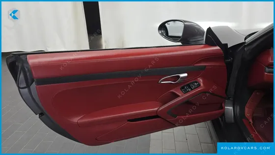 PORSCHE 718 2.5 GTS