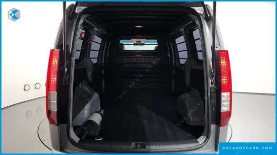 HYUNDAI STARIA L3.5 CARGO 3-SEATER