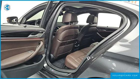 BMW 5 SERIES 530E M SPORT