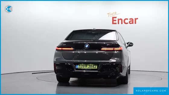 BMW I7 M70 XDRIVE M PERFORMANCE