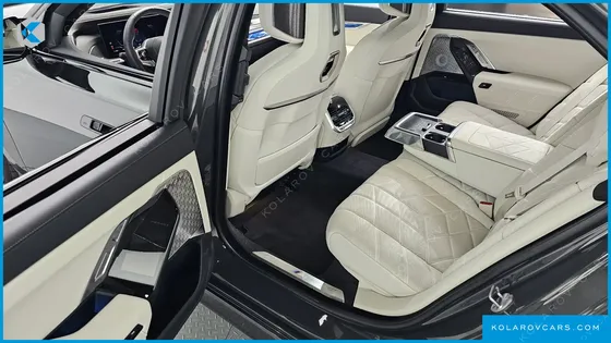 BMW I7 M70 XDRIVE M PERFORMANCE