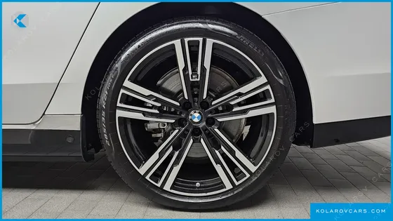 BMW I7 XDRIVE 60 M SPORT