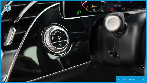 MERCEDES E-CLASS E300 4MATIC AMG LINE