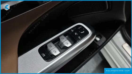MERCEDES E-CLASS E200 AVANTGARDE