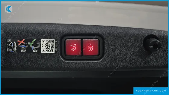 MERCEDES E-CLASS E200 AVANTGARDE LIMITED