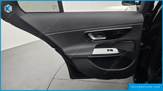 MERCEDES E-CLASS E200 AVANTGARDE