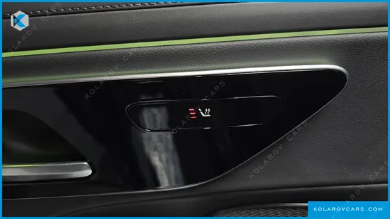 MERCEDES E-CLASS E200 AVANTGARDE