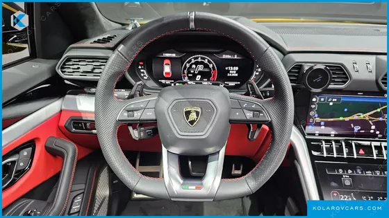 LAMBORGHINI URUS 4.0 V8 S